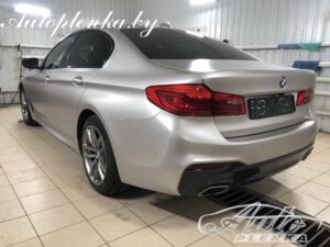 BMW G30
